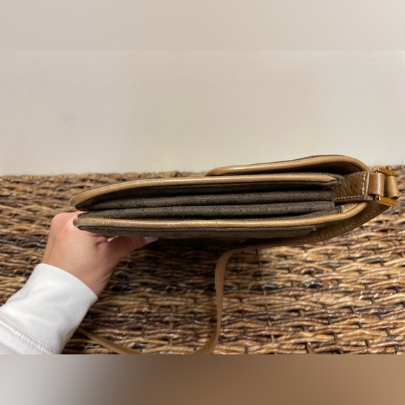 100% Authentic EXTREMELY RARE Early Vintage Gucci Micro GG Saddle Shoulder Bag - Picture 6 of 13